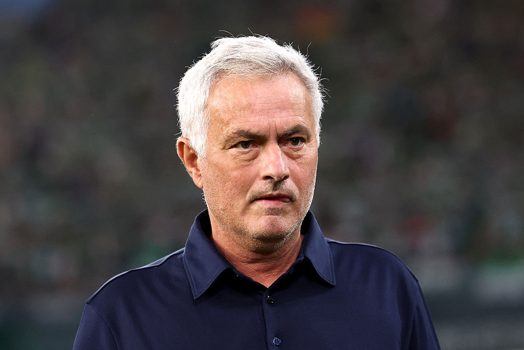 Jose Mourinho a ales! 70.000