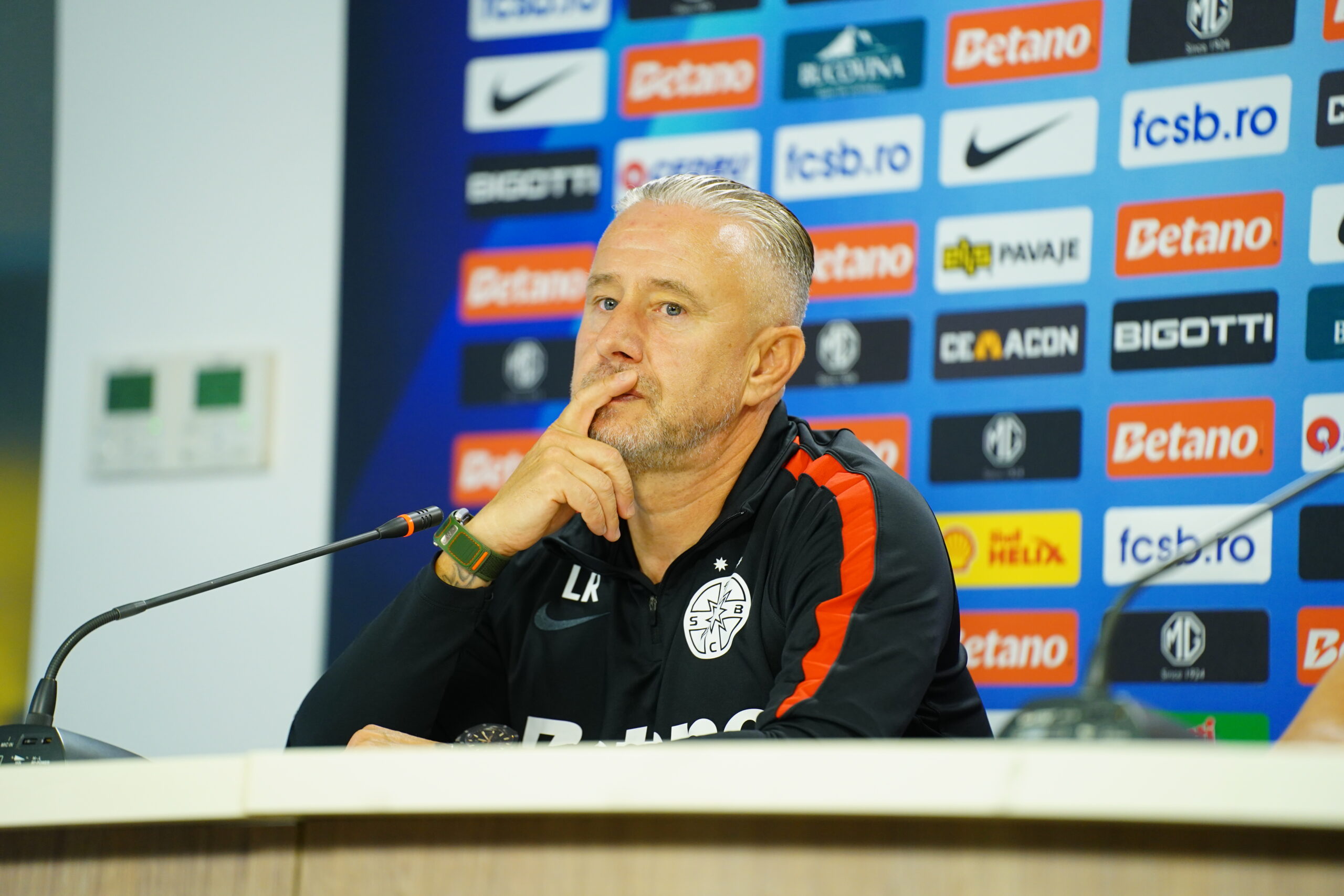 Laurențiu Reghecampf a spus NU categoric: ”Nu se pupă cu ideea de la FCSB”